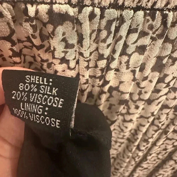 Karina Grimaldi Vintage Print Mini‎ Dress in Gray XS - Picture 7 of 8